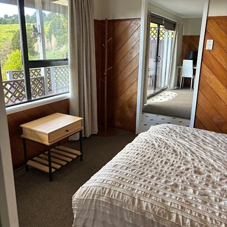 Ruakaka Retreat Hotel Exterior photo
