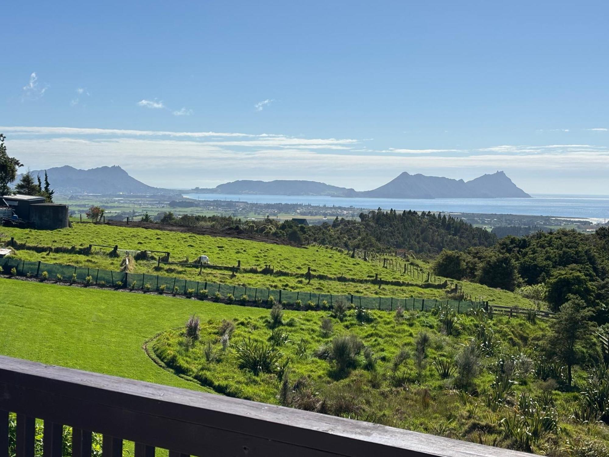 Ruakaka Retreat Hotel Exterior photo