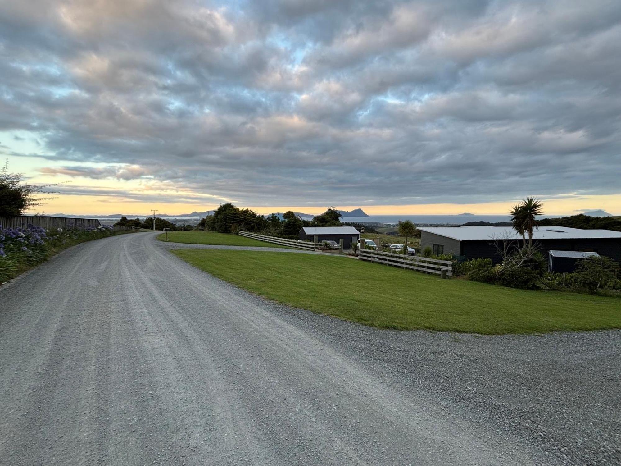 Ruakaka Retreat Hotel Exterior photo