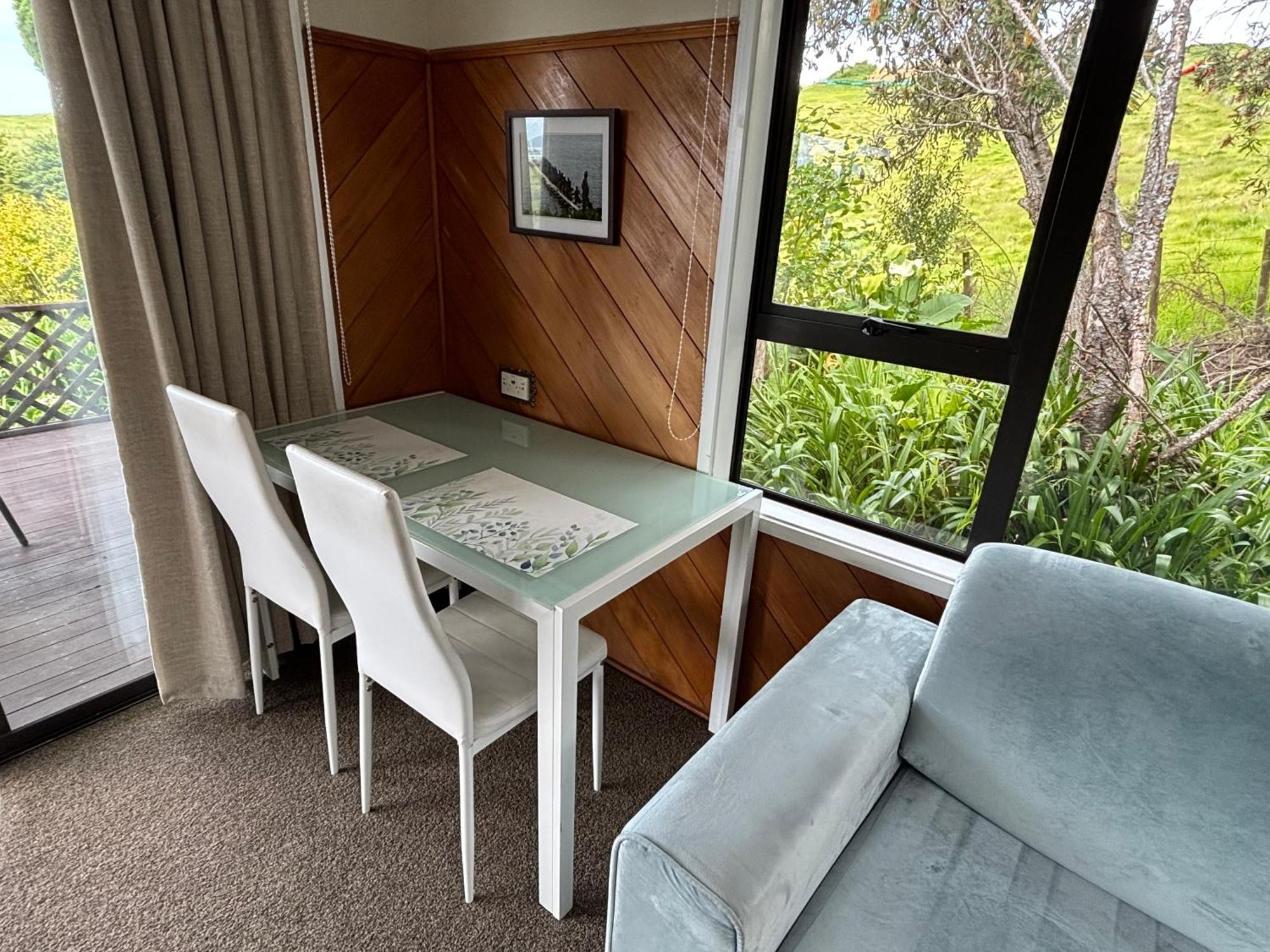 Ruakaka Retreat Hotel Exterior photo
