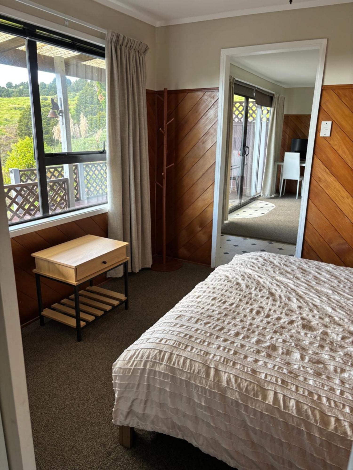 Ruakaka Retreat Hotel Exterior photo